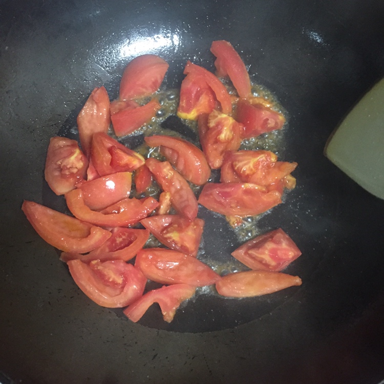 番茄炒鸡蛋的做法 步骤4