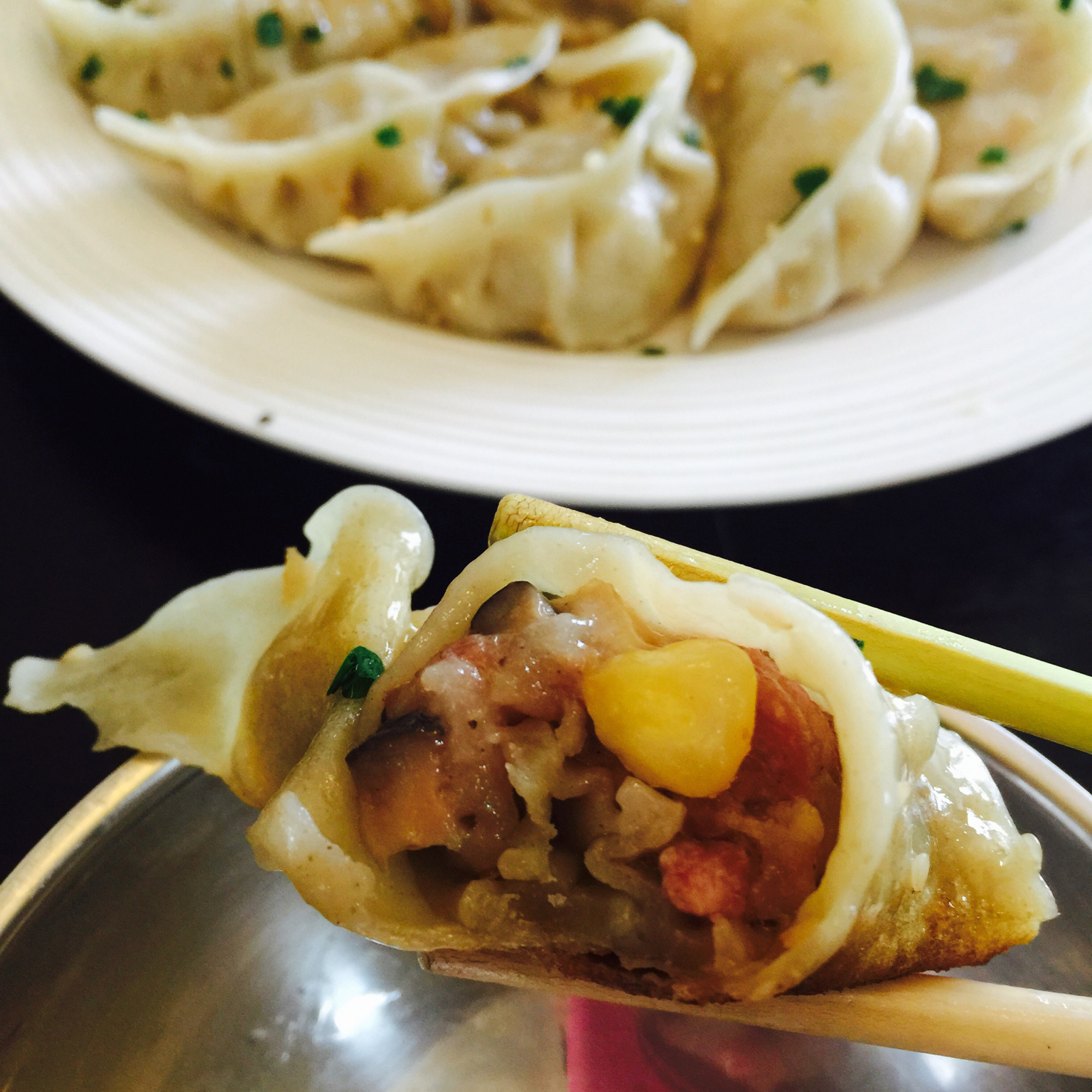 芹菜胡萝卜猪肉水饺