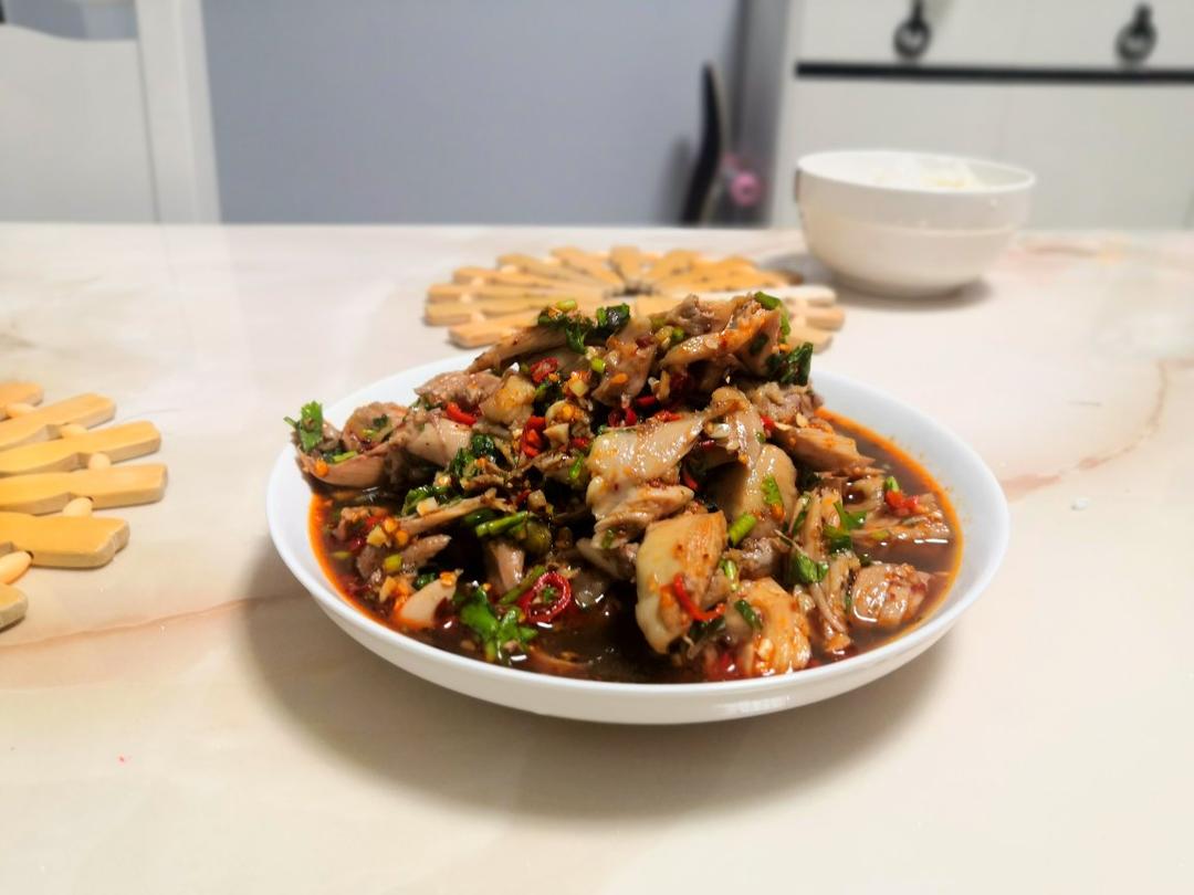 招牌口水鸡🐤（肉质是你想像不到的嫩🍗）