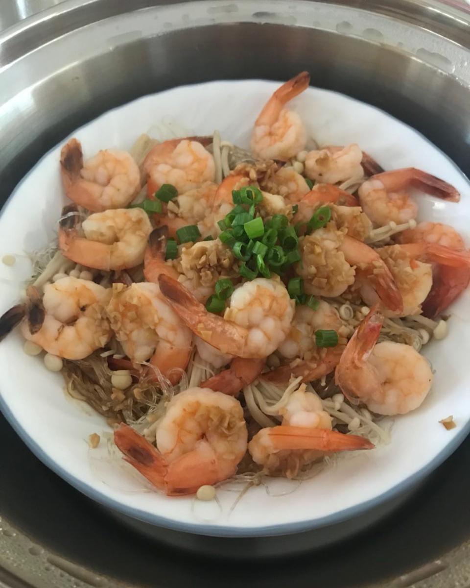 蒜蓉粉丝蒸虾