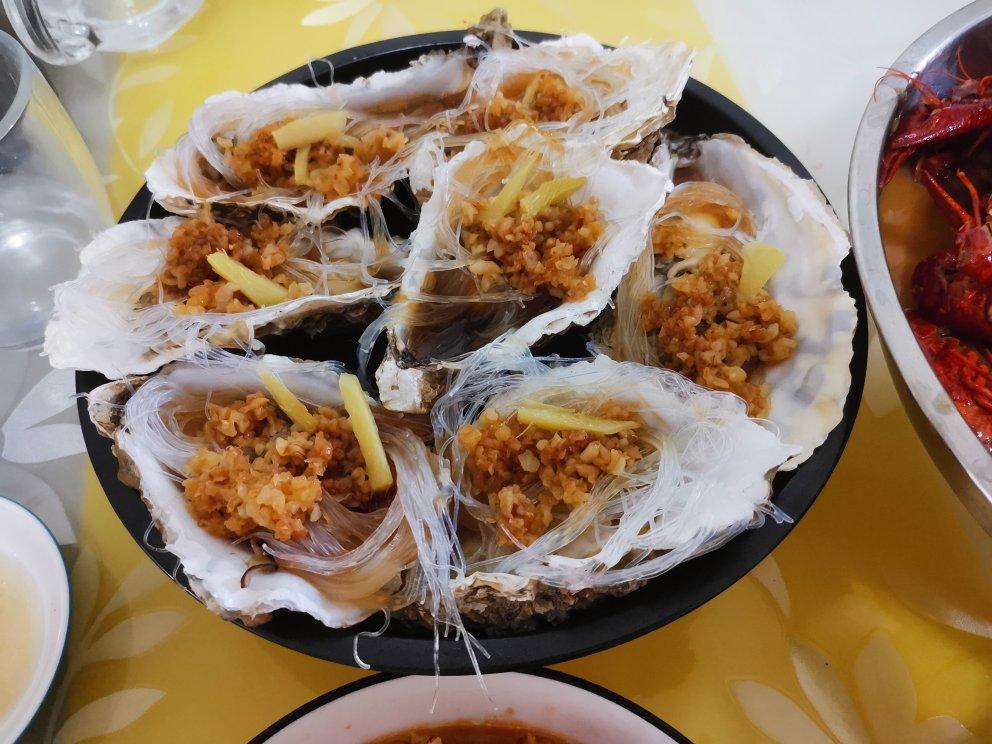 蒜蓉粉丝蒸生蚝