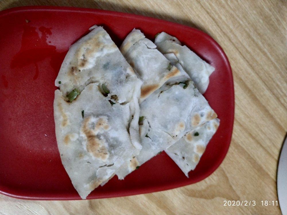 葱油饼（面粉吸水量不一样、水慢慢加）