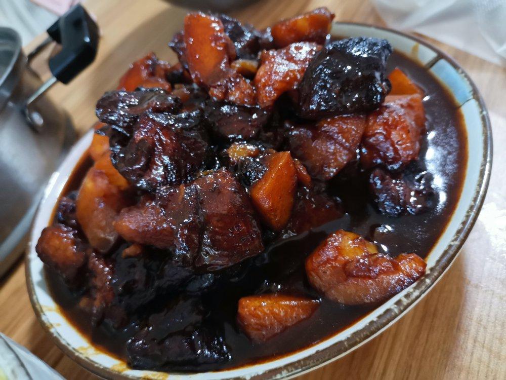 红烧肉炖土豆（丝毫不腻）