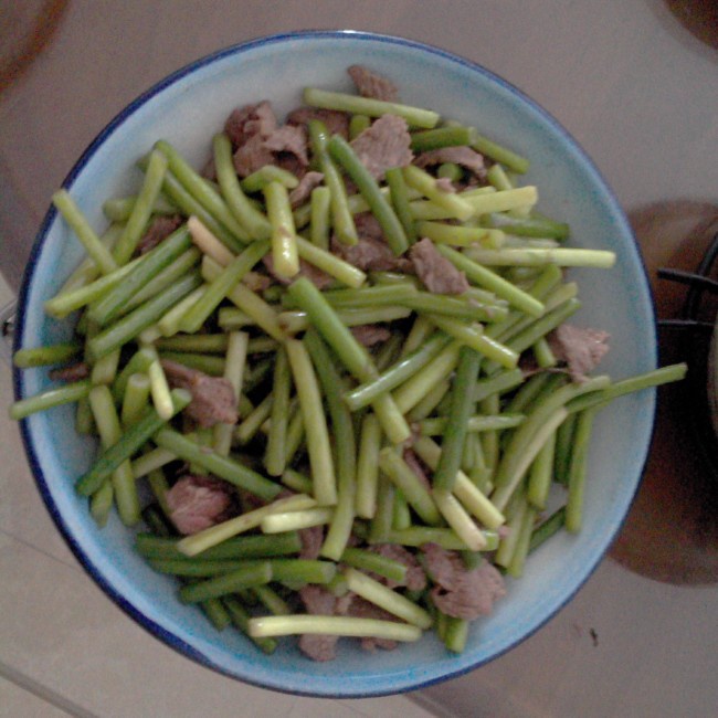 蒜薹炒肉丝