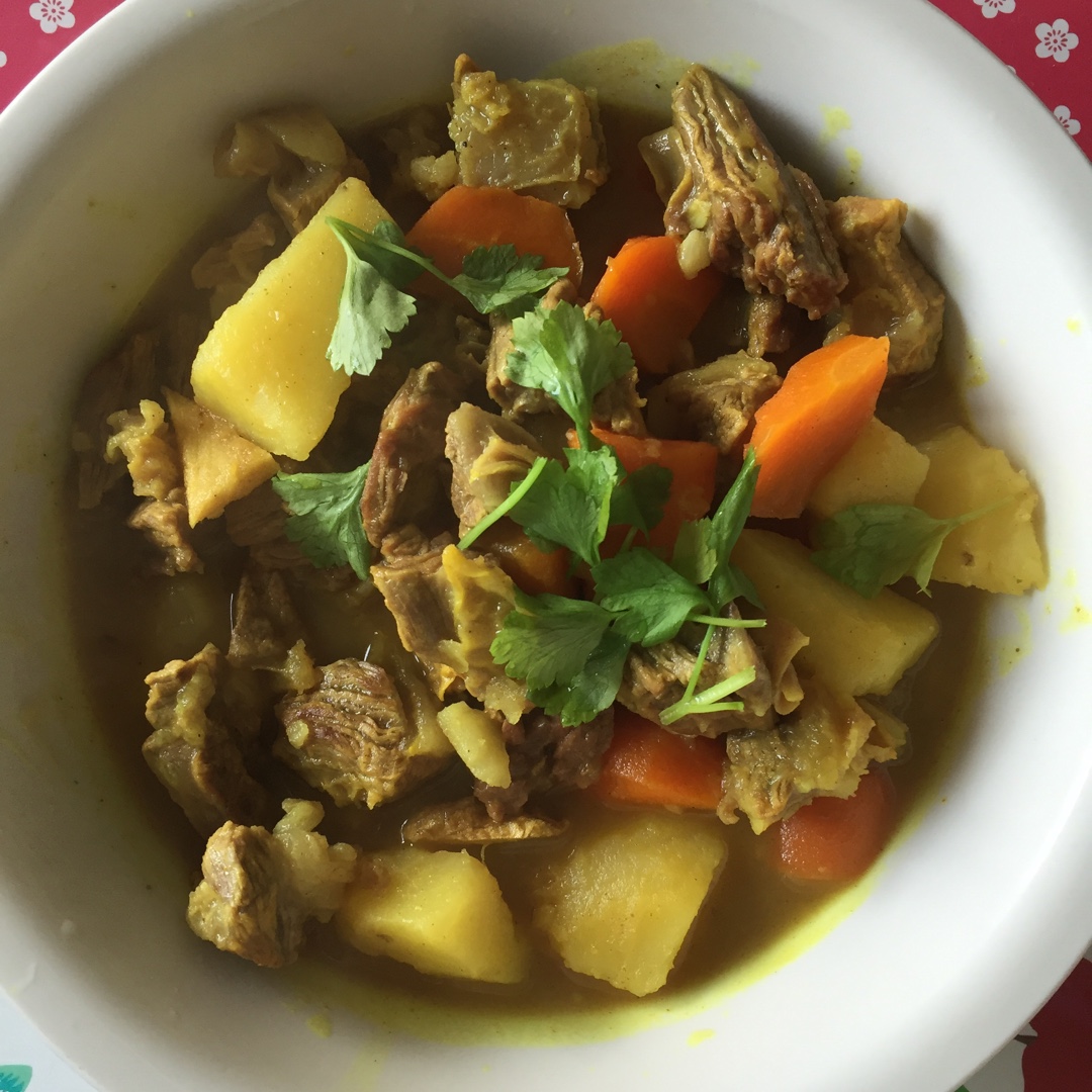 胡萝卜土豆烧牛腩