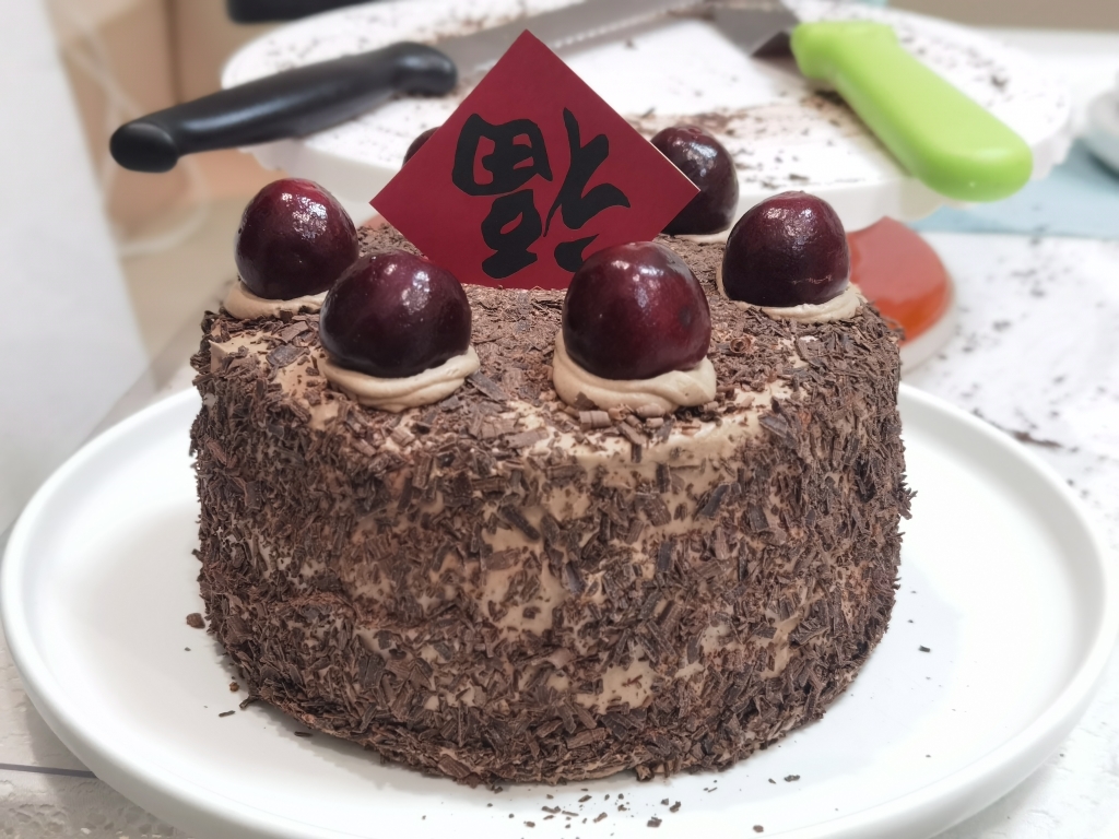 6寸黑森林蛋糕（新手一次成功，无需抹面，无酒精）的做法