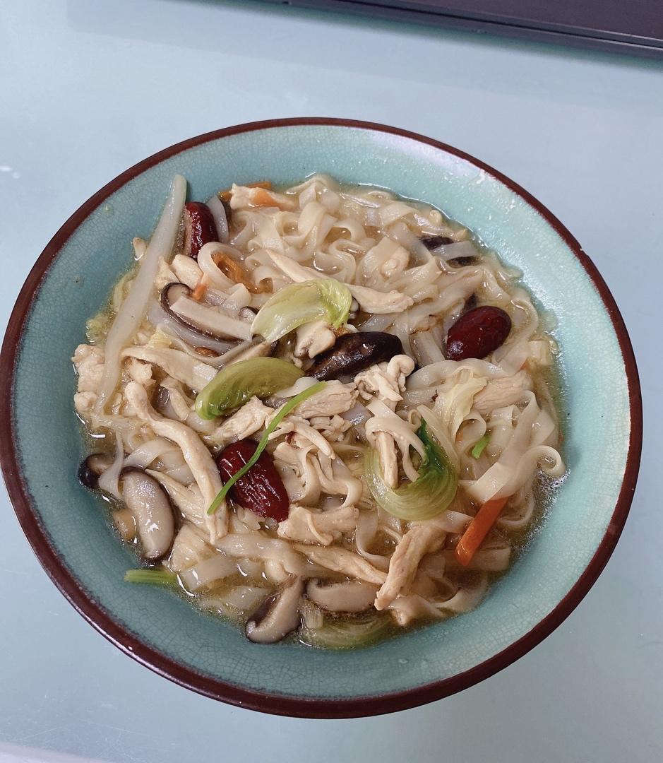 鸡丝香菇面