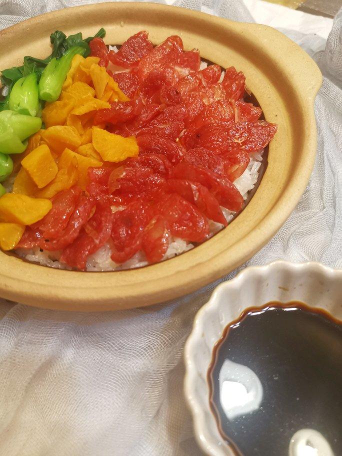 香肠煲仔饭