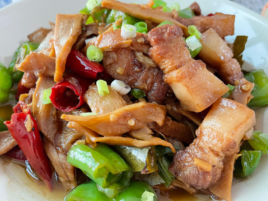 绝对下饭的笋干烧肉