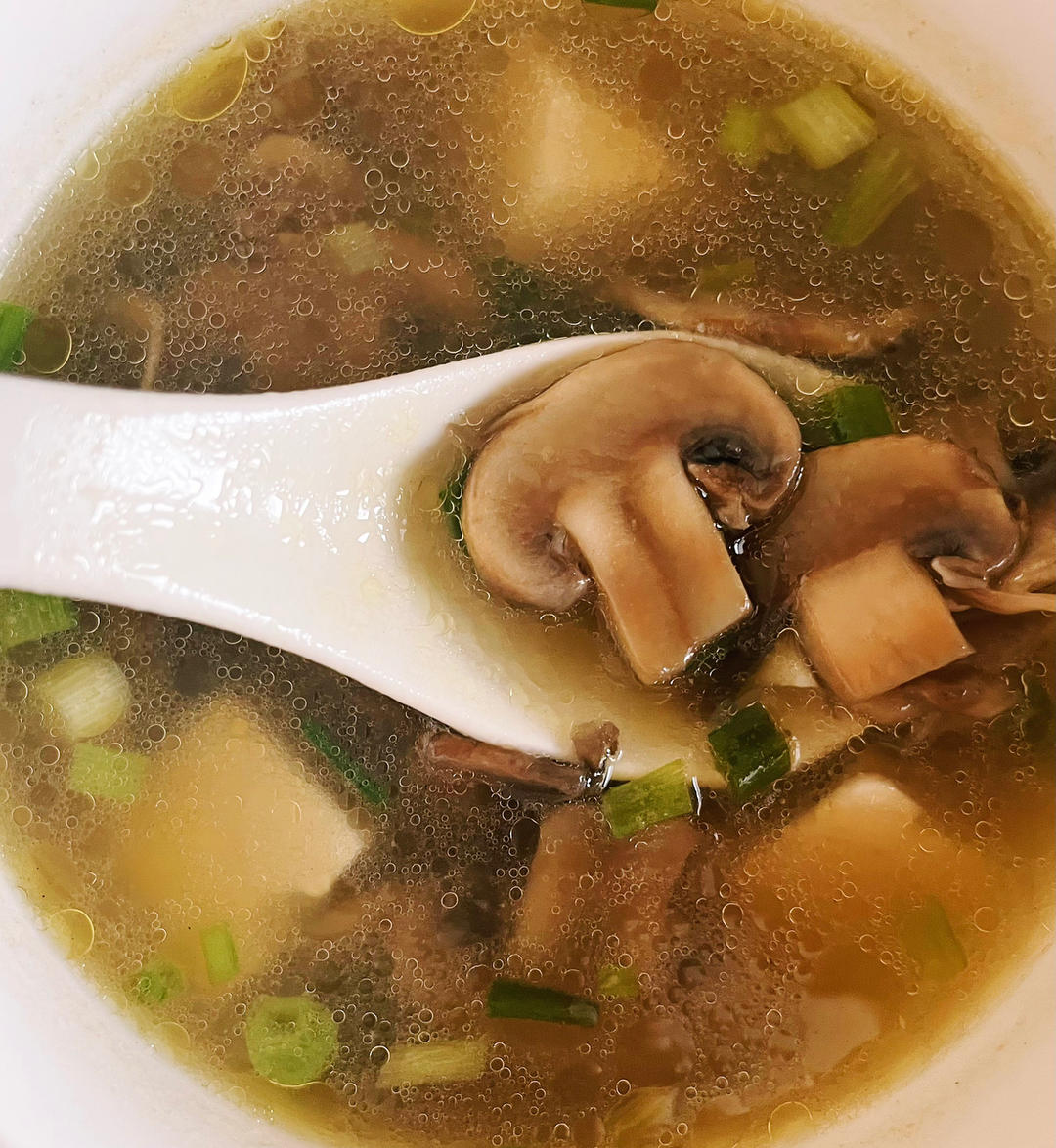 「鲜」口蘑豆腐快手暖汤