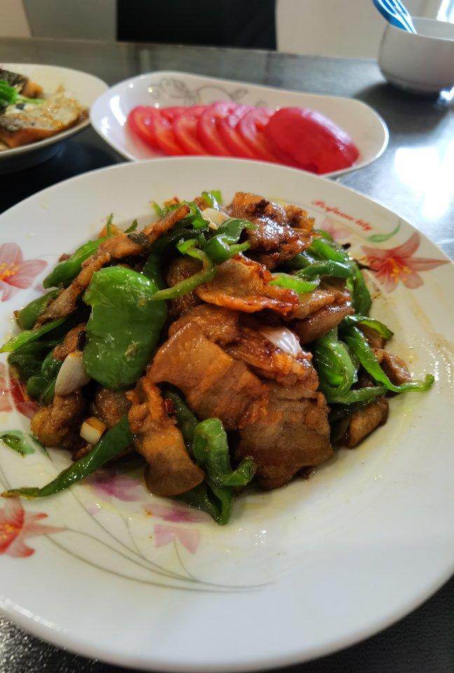 厨师长教你：“小炒肉”的家常做法，家常味很浓郁，先收藏起来