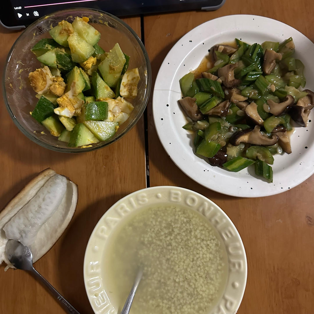 营养又鲜美的蚝油丝瓜炒香菇｜减肥必备食谱