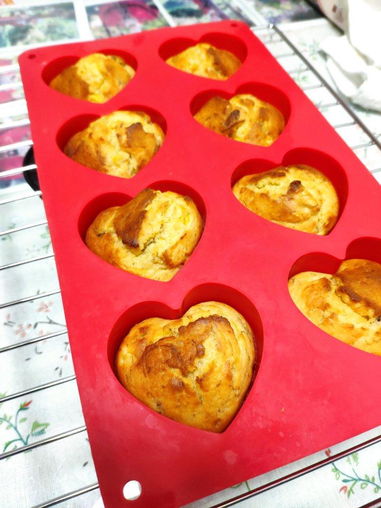 香蕉马芬蛋糕杯