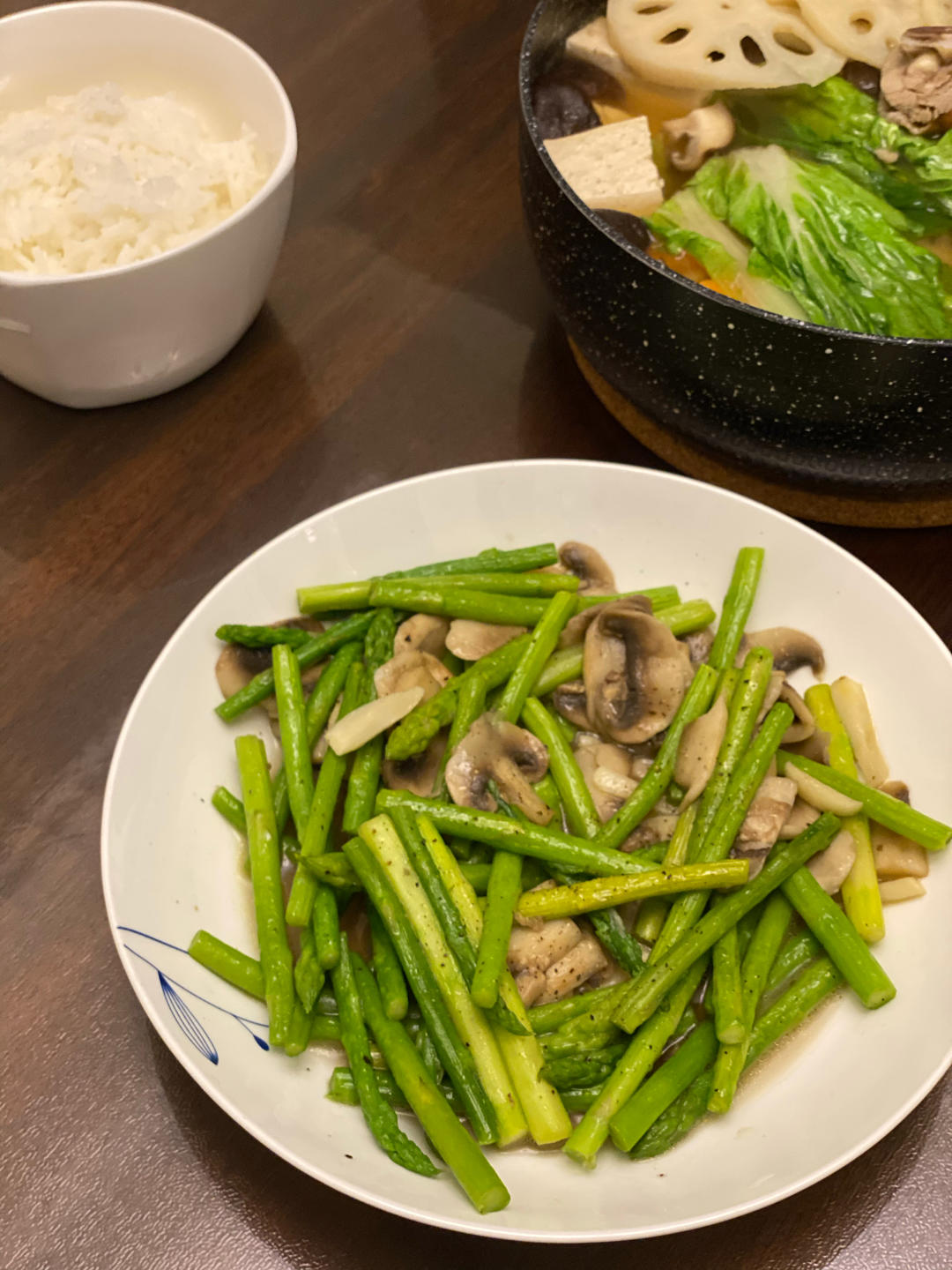 教你做最好吃的芦笋炒蘑菇 新手速get！