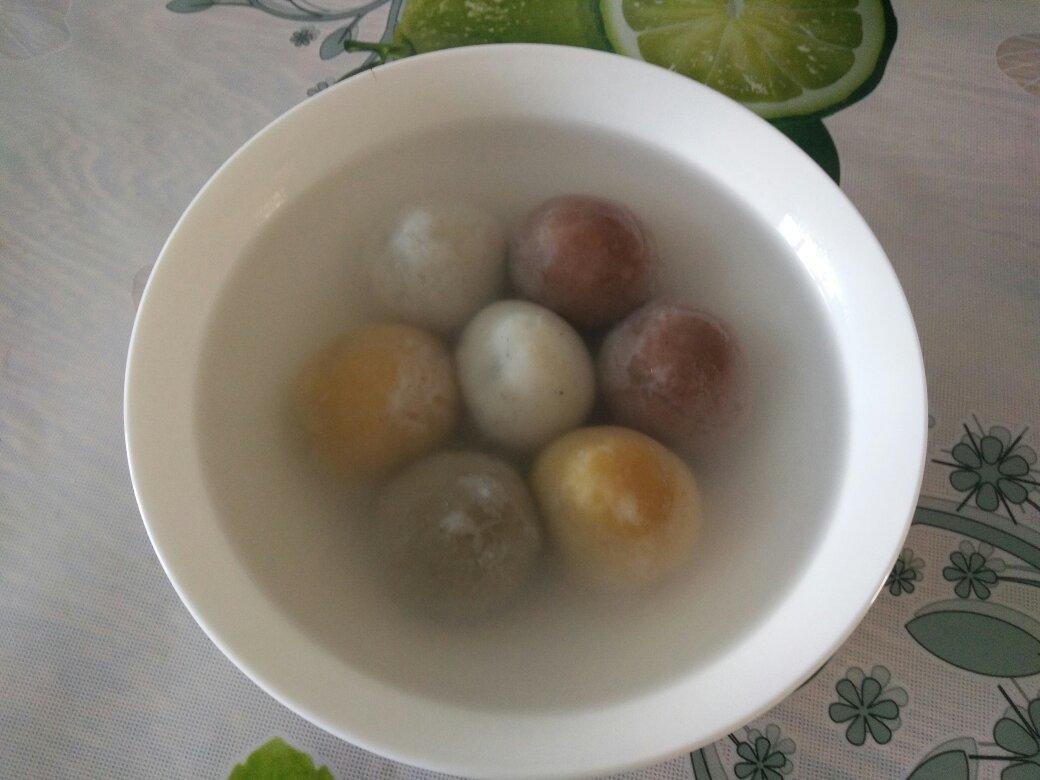 黑芝麻汤圆