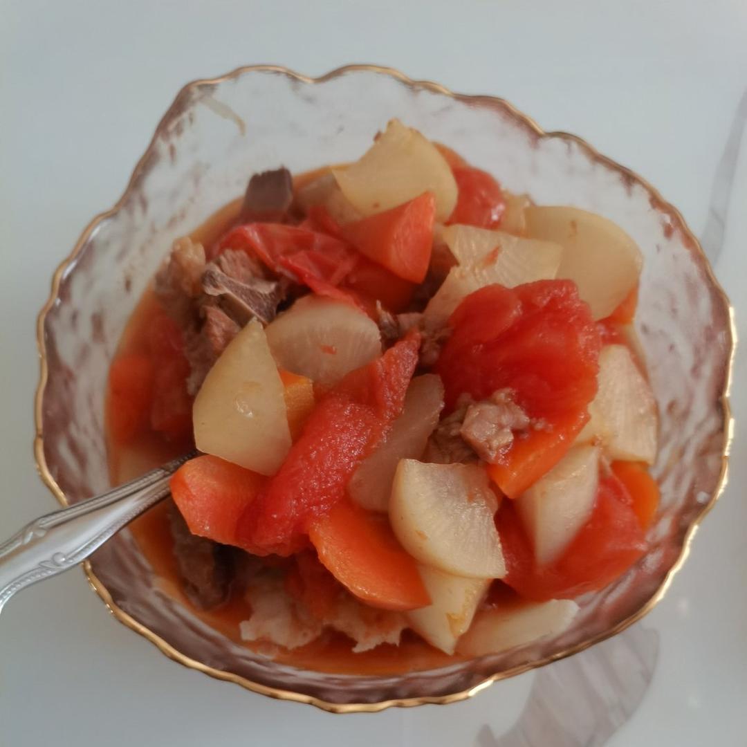 羊排胡萝卜西红柿浓汤