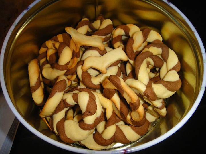 双色黄油圈圈饼