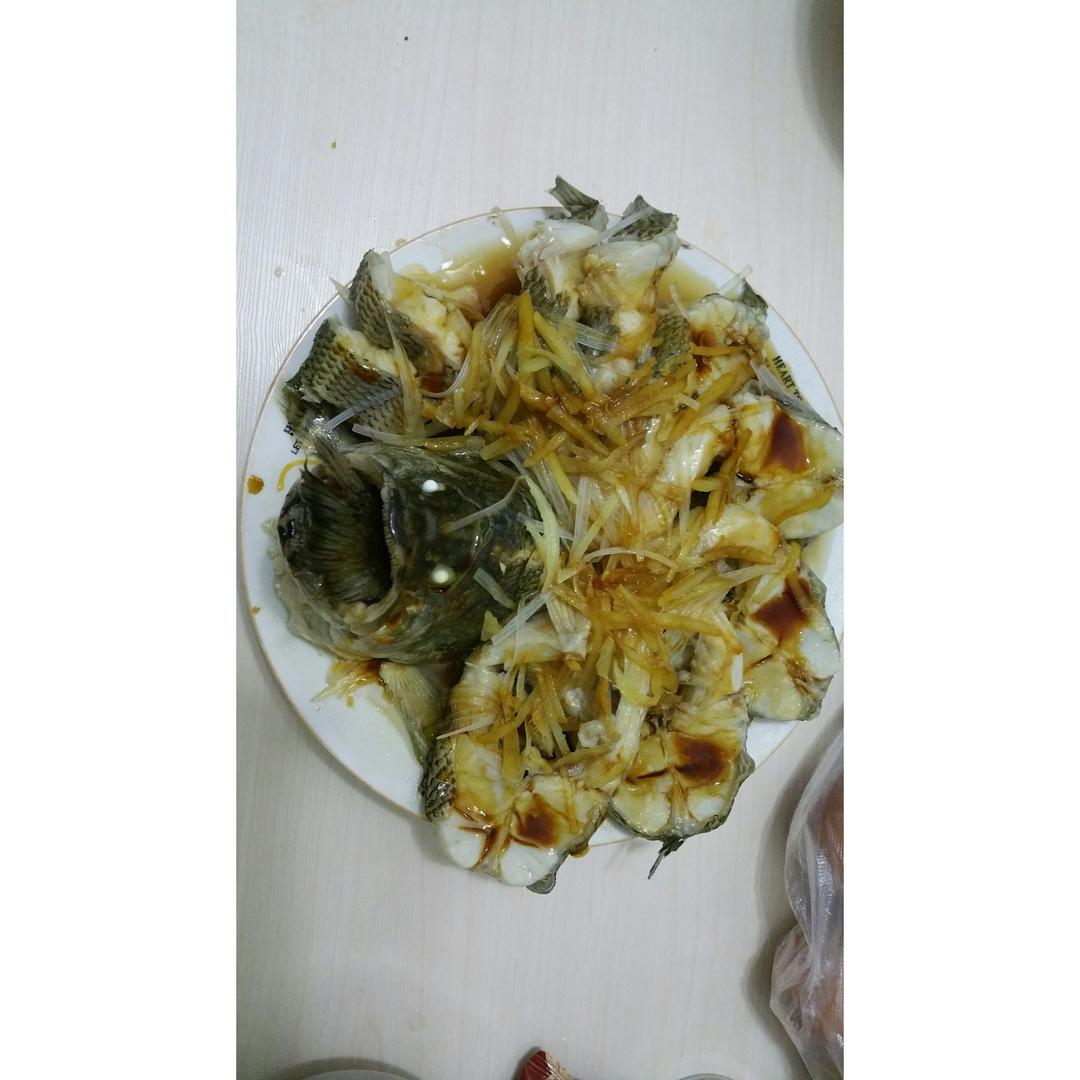孔雀开屏清蒸鱼