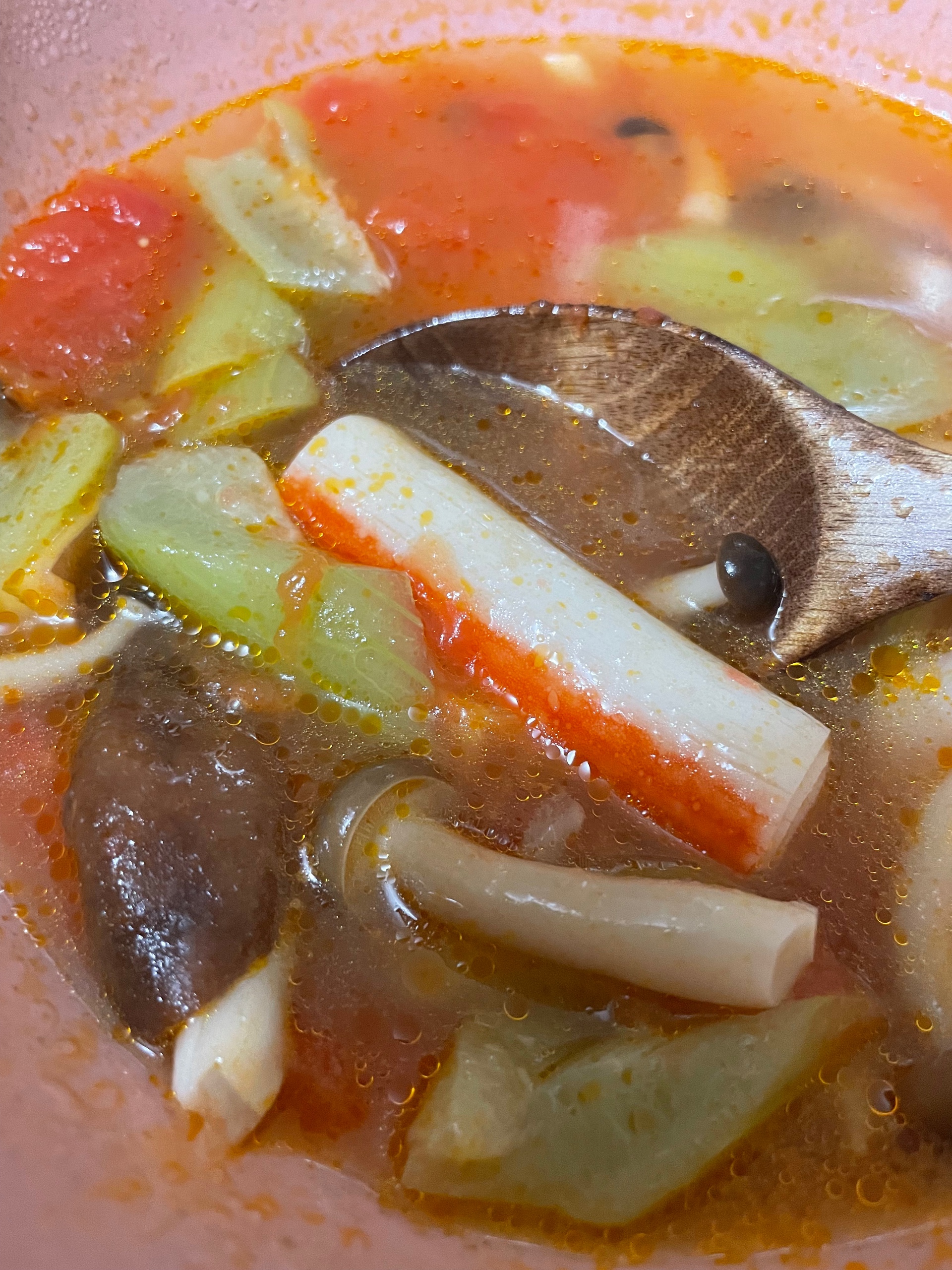 番茄丝瓜菌菇汤的做法
