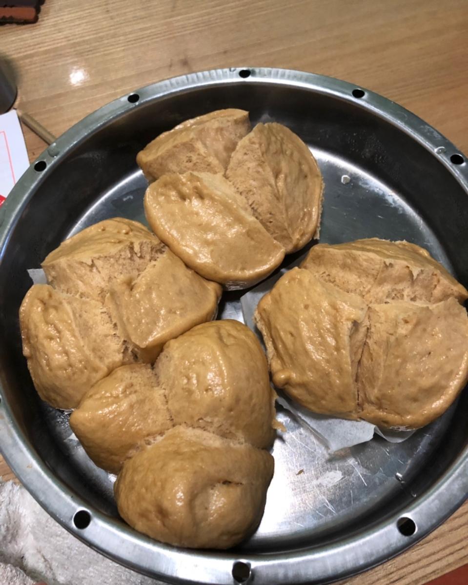 妥妥的红糖开花馒头（酵母版）