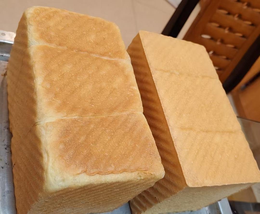 吐司，奶香手撕面包，超级香浓