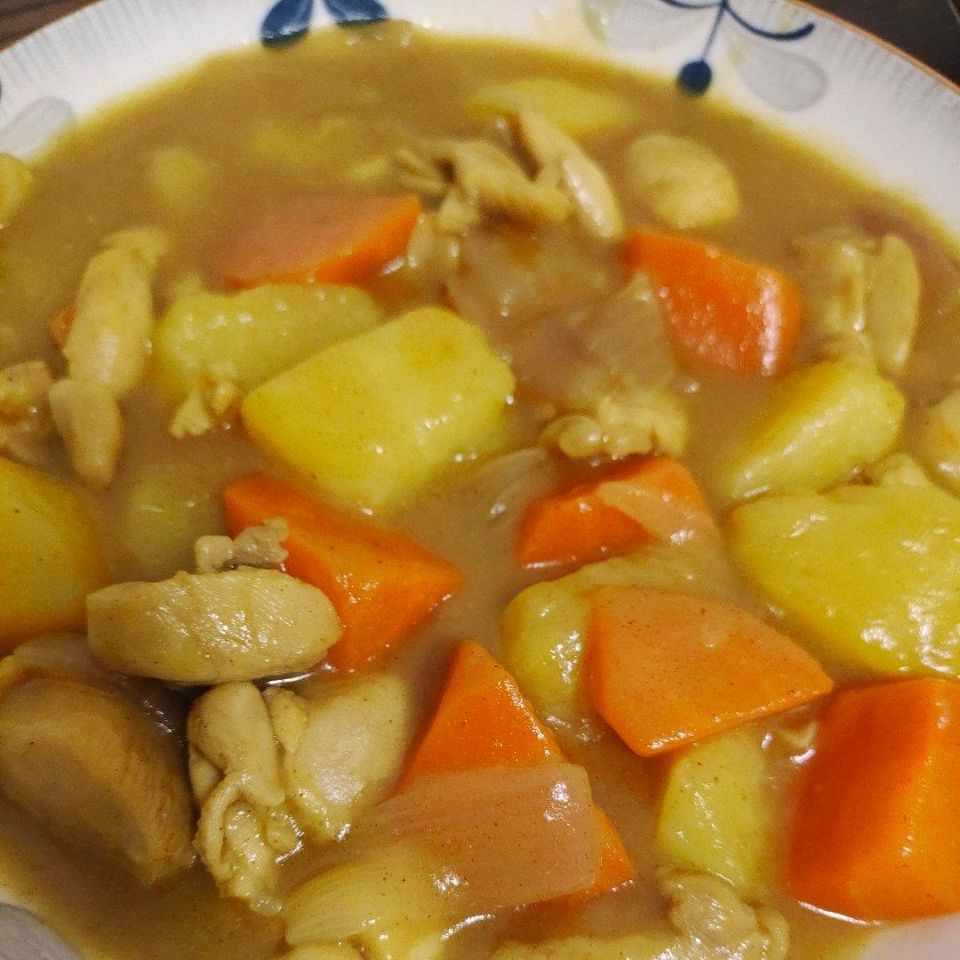 咖喱鸡肉饭