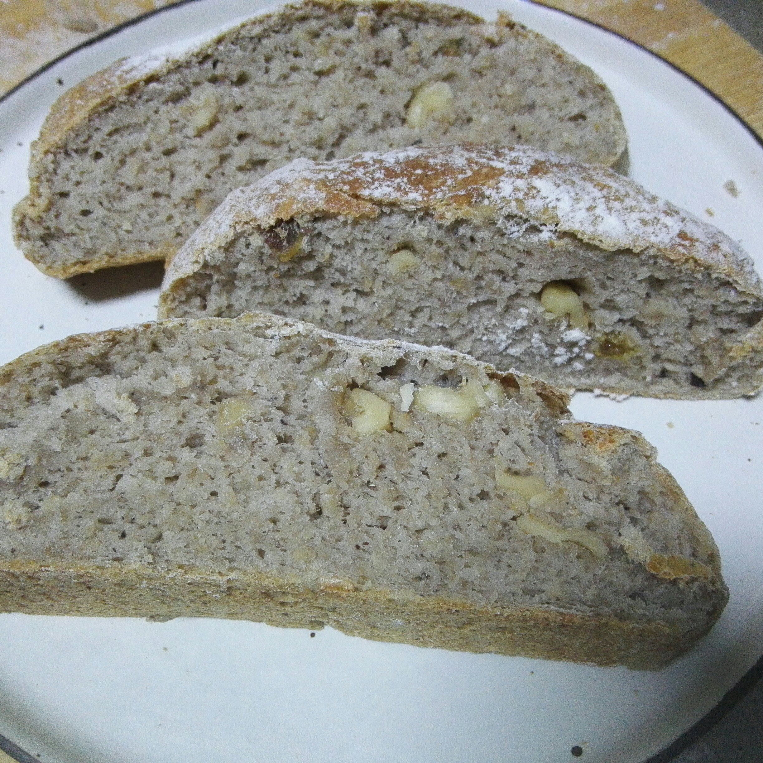 全麦粗粮面包