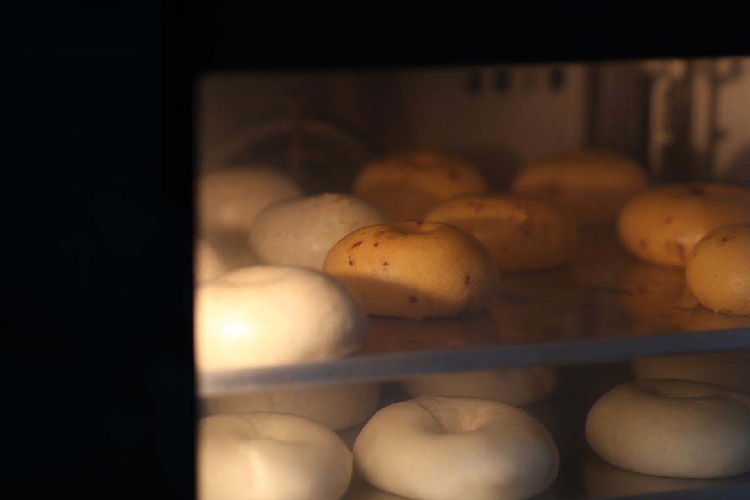 老干妈香辣全麦贝果 100%全麦