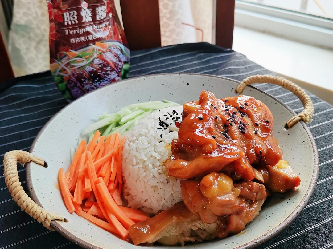 照烧鸡腿饭