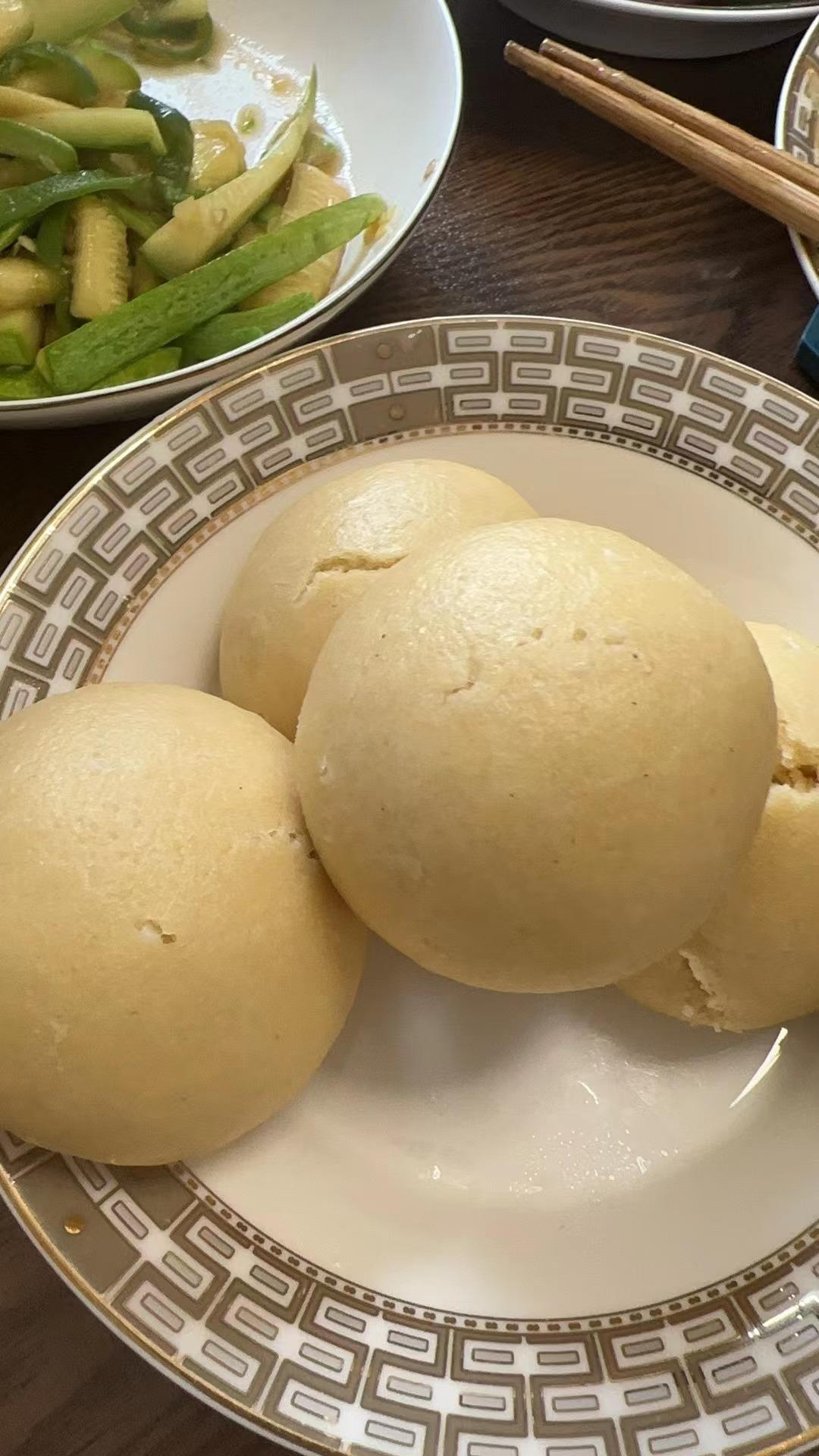 非常简单的健康养胃杂粮馒头(紫薯 南瓜 黑米)