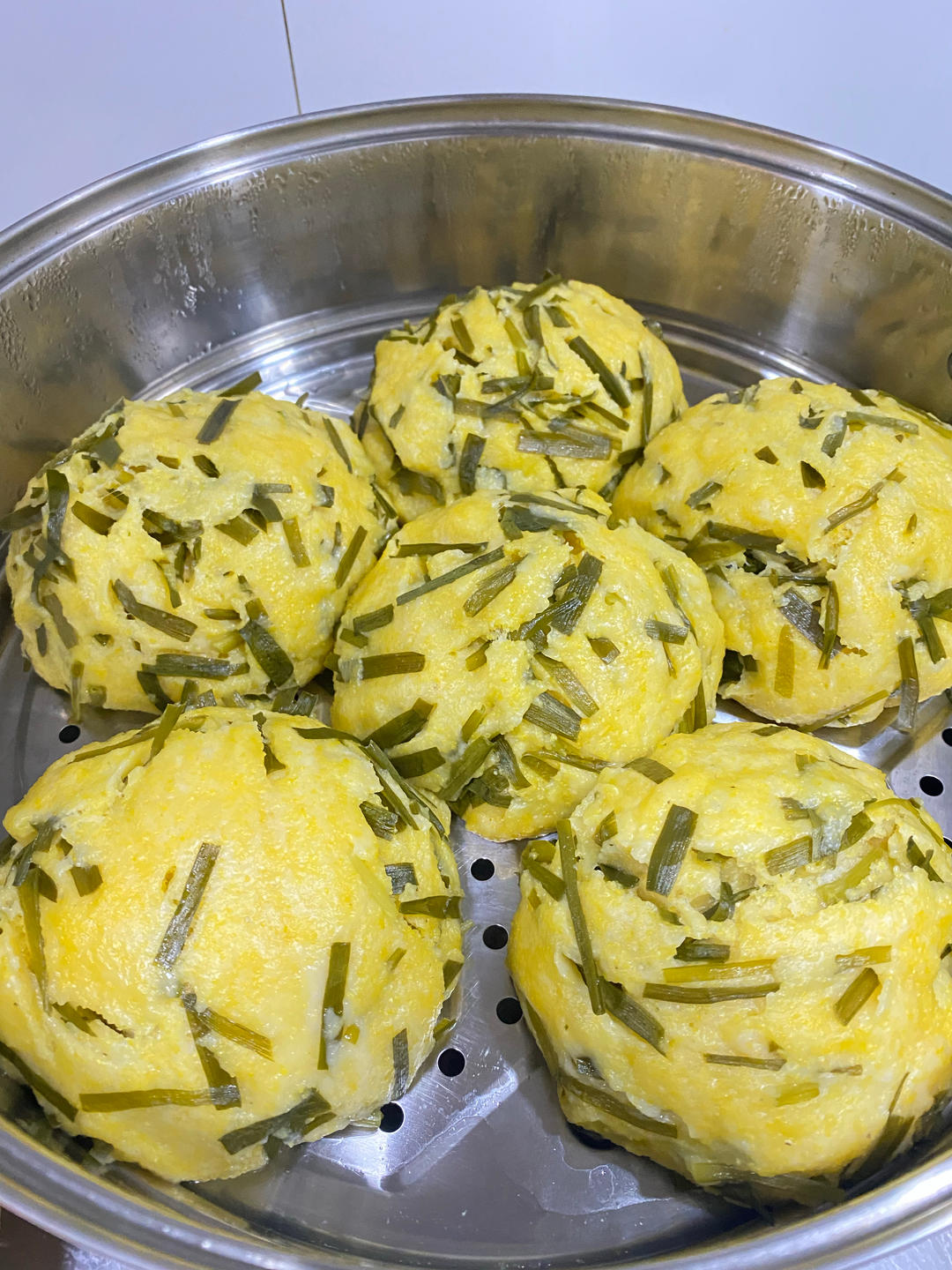 忆苦思甜，韭菜窝窝头