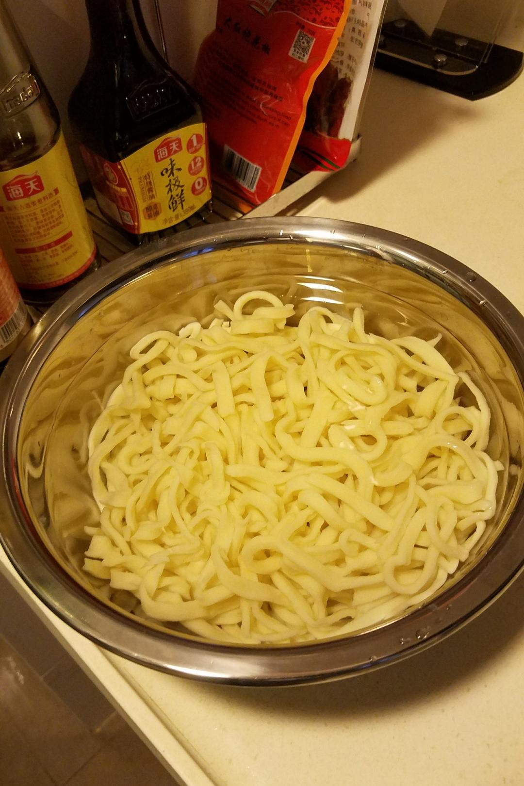 半束光做的家常手擀面