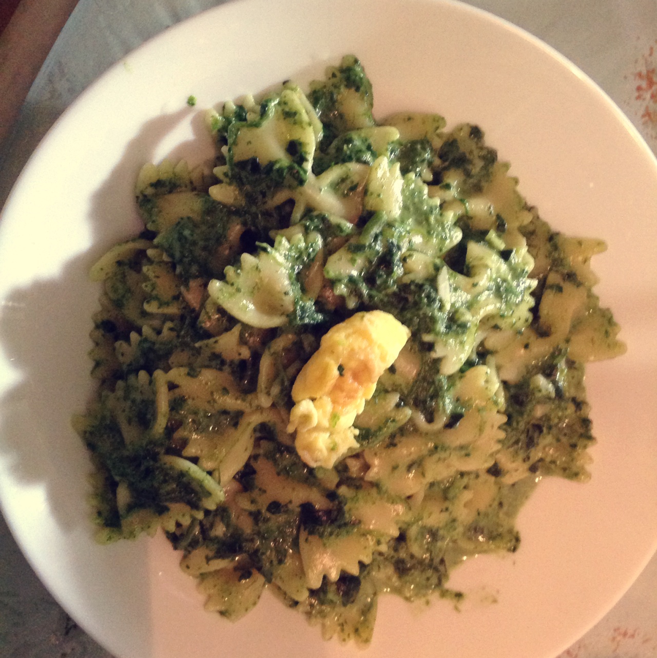 奶油菠菜青酱意大利面