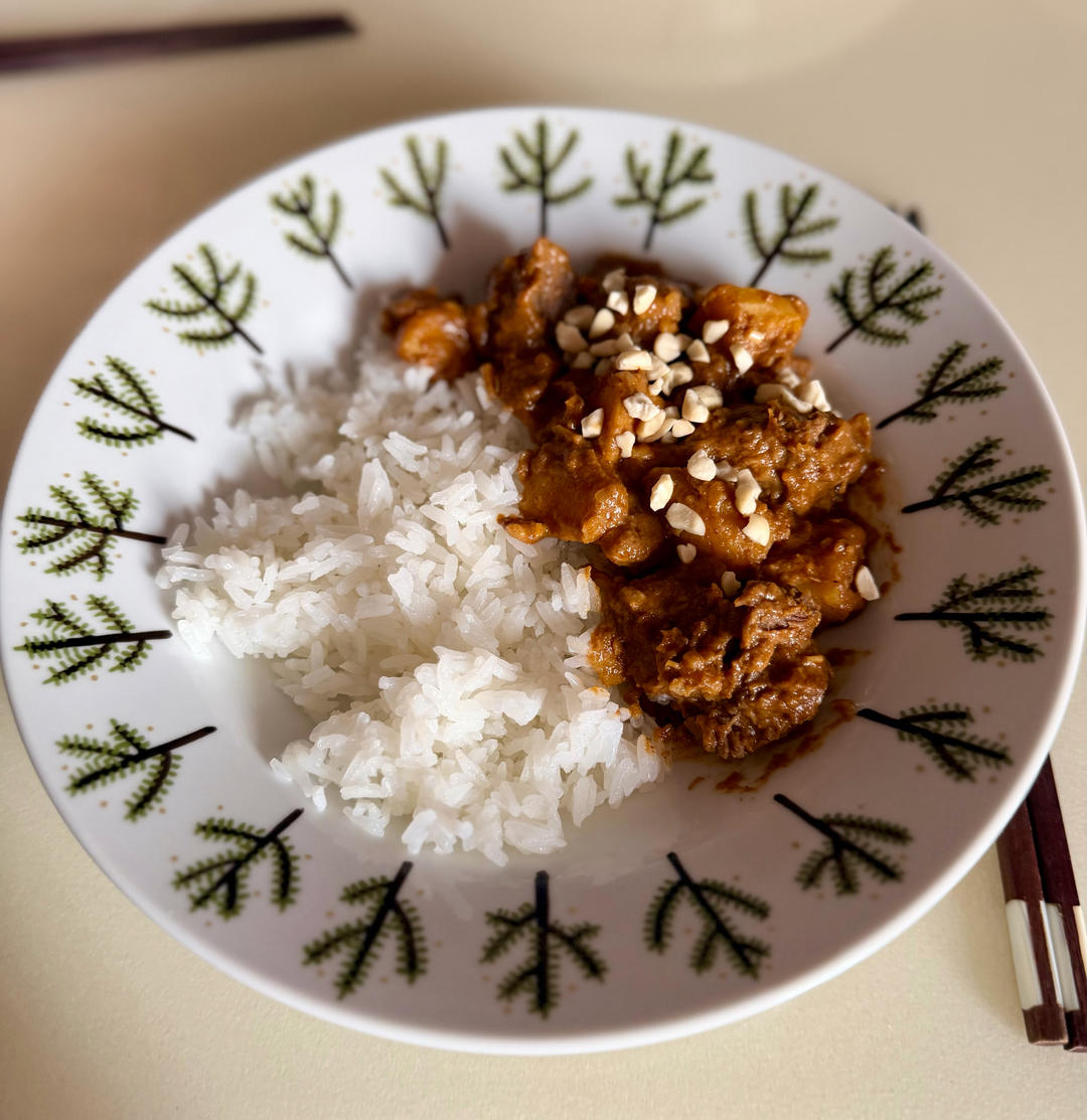 泰式玛莎曼咖喱牛腩
Massaman Beef Curry