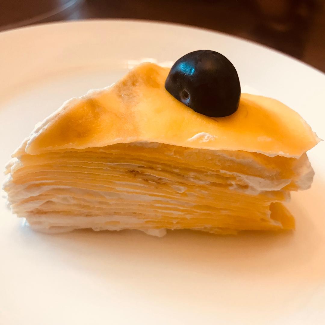 视频【奶茶千层蛋糕·新手也能做出的超薄可丽饼】3分钟学会千层蛋糕、毛巾卷、班戟