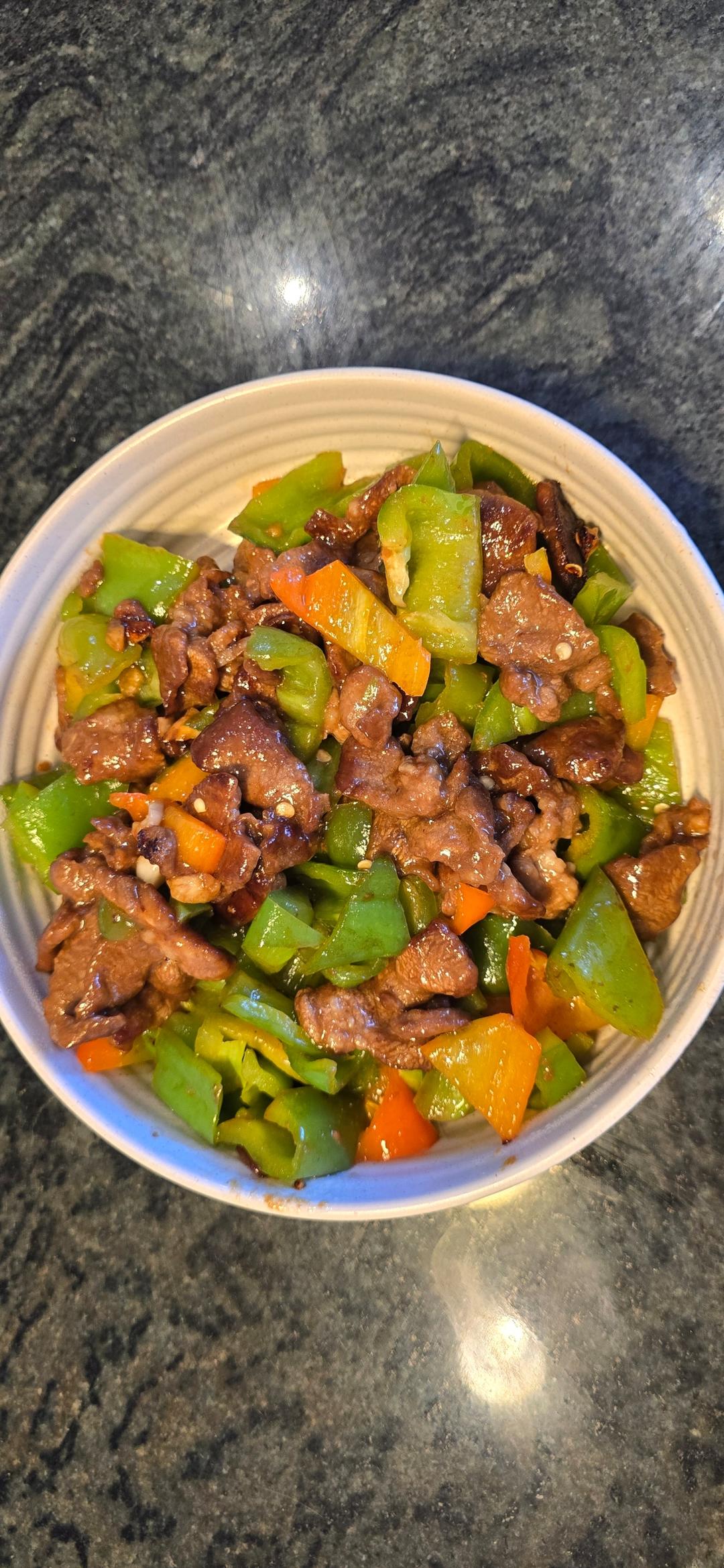 青椒/圆椒炒肉