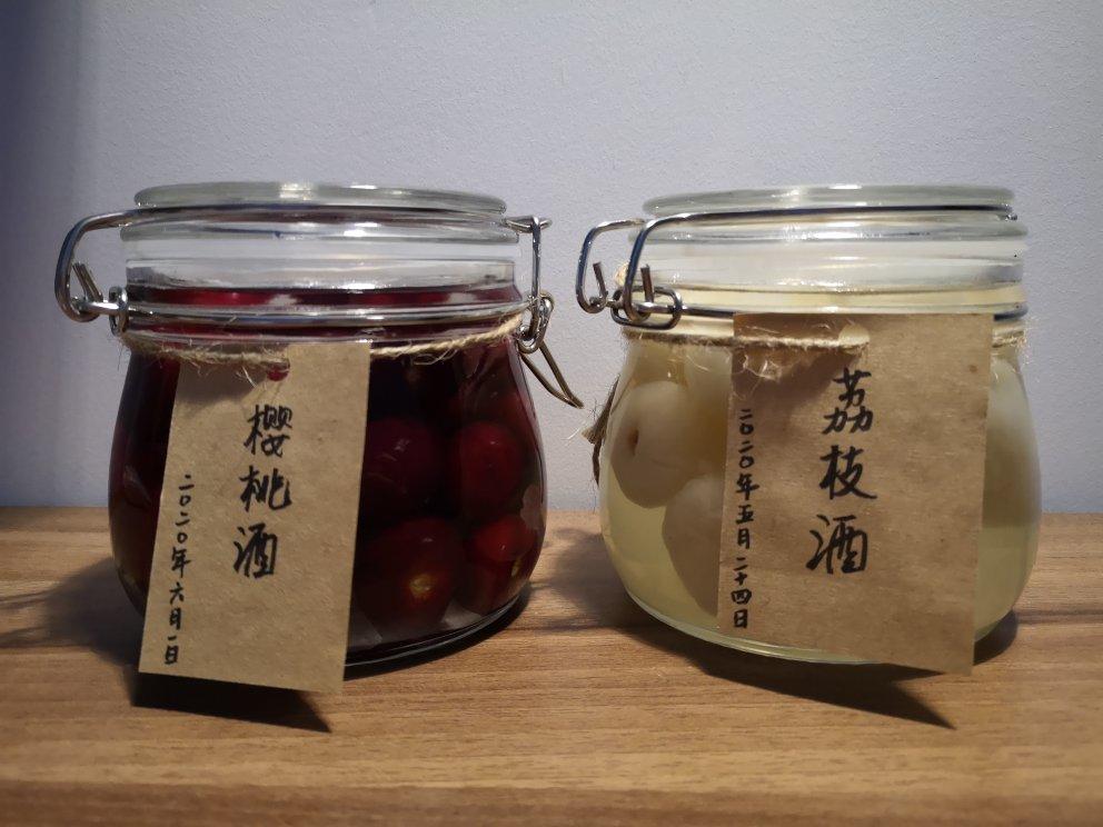 自制高颜值荔枝酒