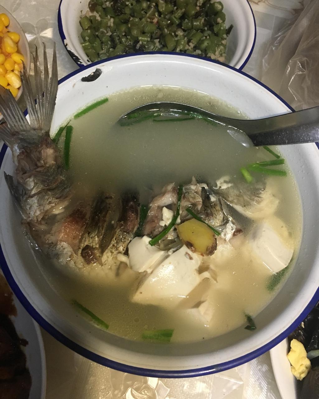 鲫鱼豆腐汤