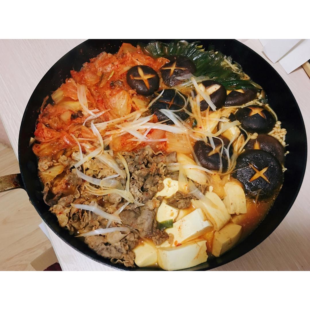 泡菜肥牛锅