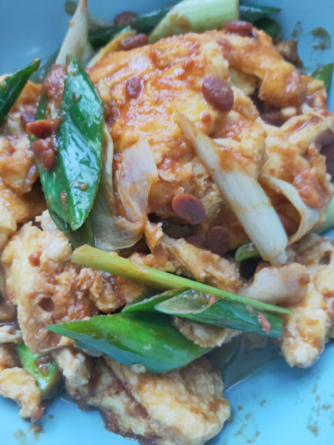 大酱炒鸡蛋（超级下饭菜）