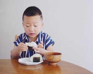 日式三角饭团🍙的做法 步骤7