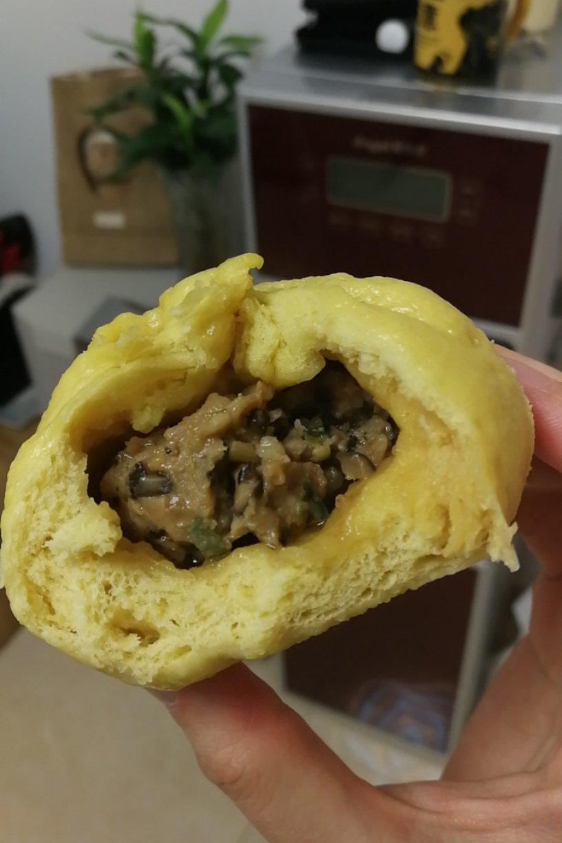 香菇肉包