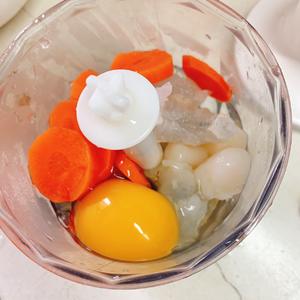 鲜虾鲜贝胡萝卜西兰花面（无盐）的做法 步骤3