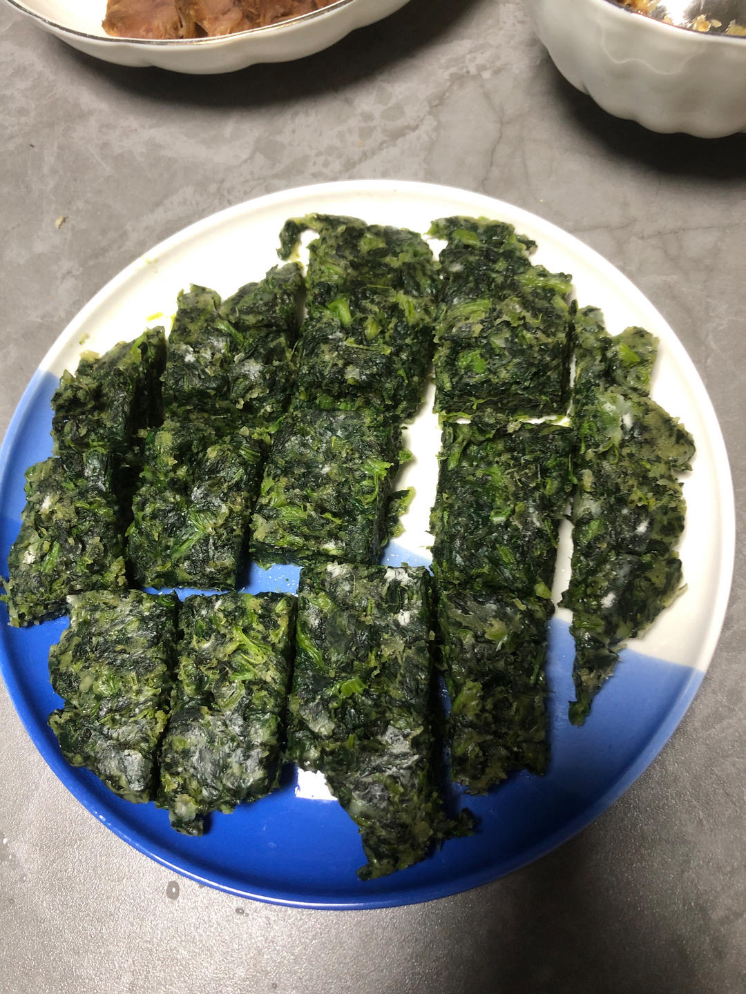 菠菜团子