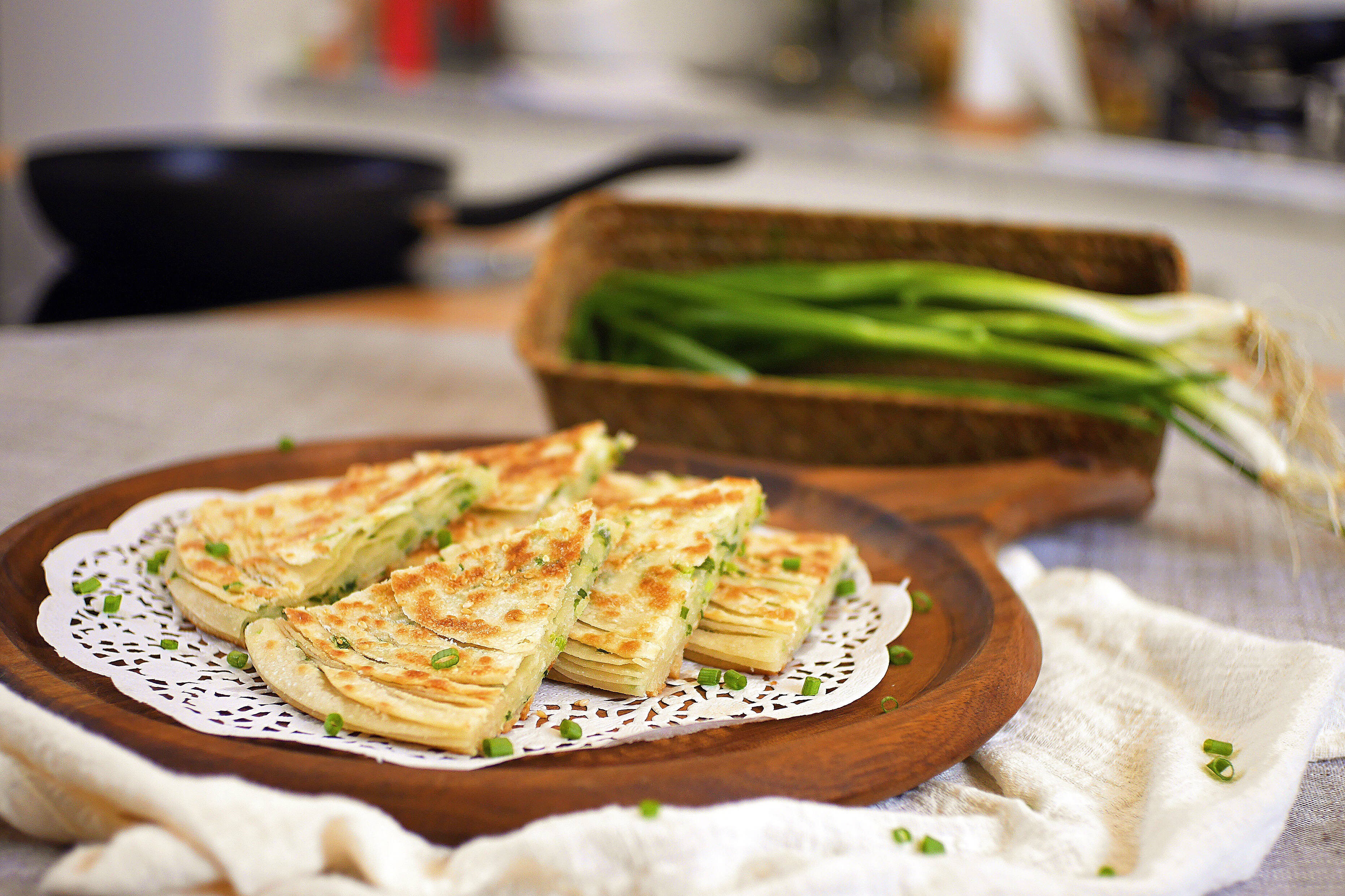 MEYER美亚丨不和面的创意葱油饼的做法