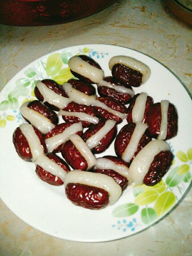 心太软— 红枣夹糯米粉