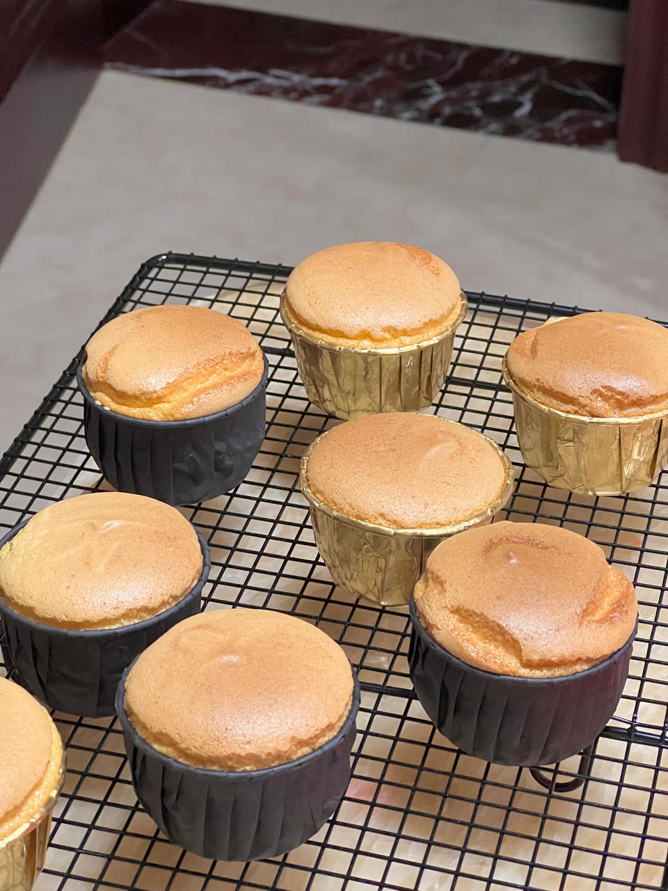 不塌不皱的光滑圆润版纸杯戚风（内含减糖版宝宝可吃）