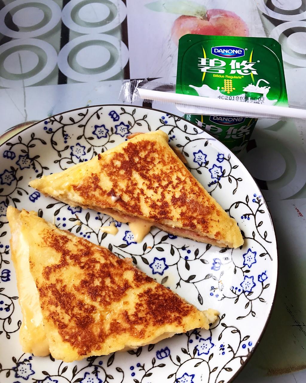 十分钟快手早餐【港式火腿西多士】
