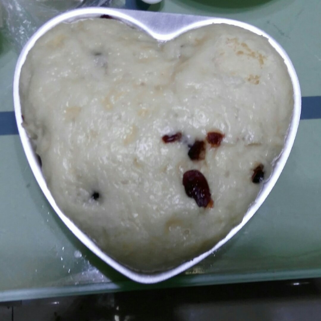 不用揉面，简单易做的——蔓越莓发糕