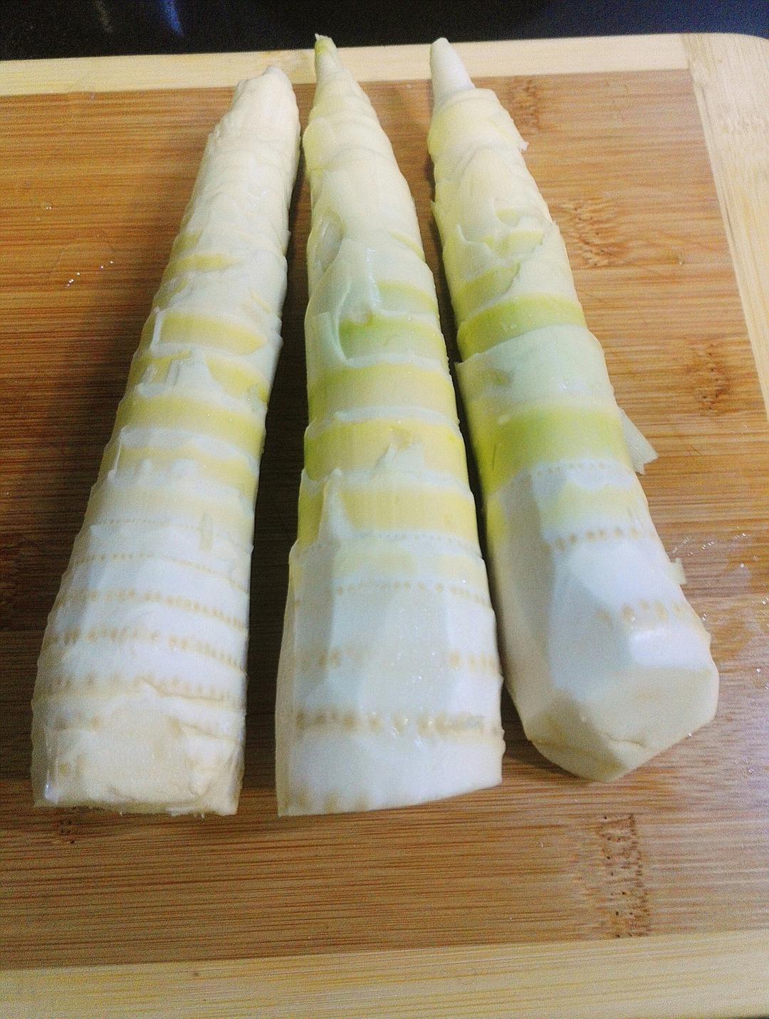 油焖笋的做法 步骤2